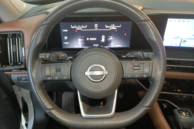 Used Nissan Pathfinder 2024 380 VC-TURBO Four-Wheel Drive Prestige Edition 6 Seats Steering Wheel