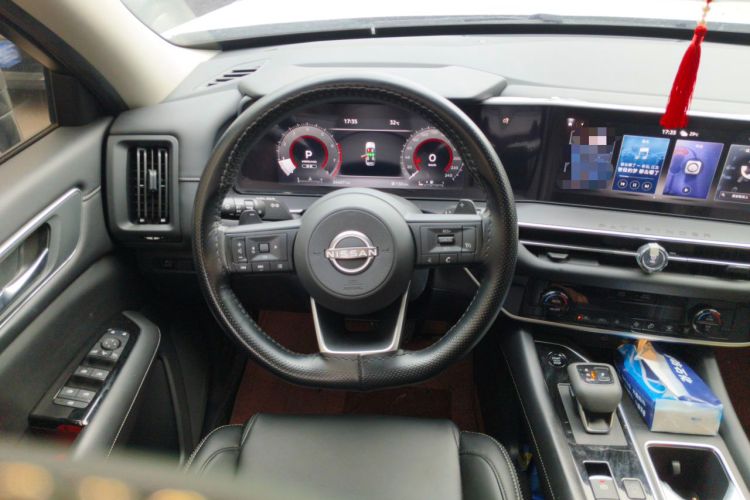 Used Nissan Pathfinder 2024 380 VC-TURBO Two-Wheel Drive Smart Edition 7 Seats Steering Wheel