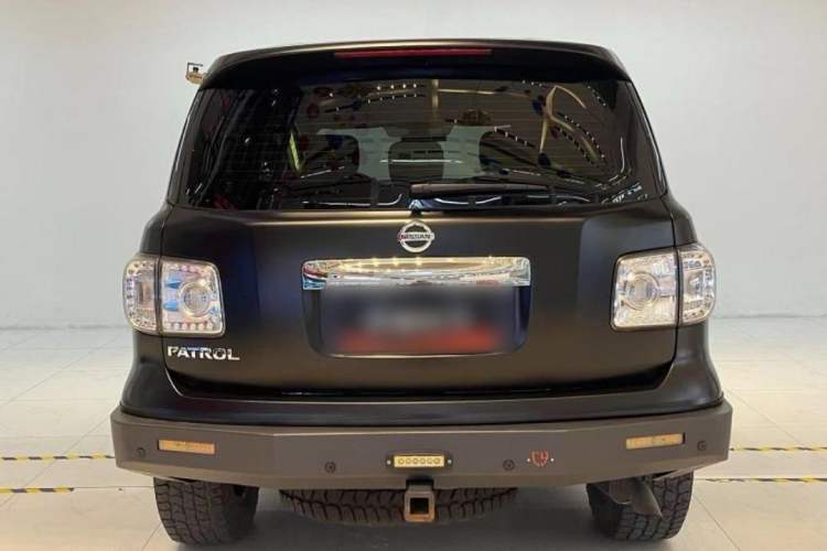 Used Nissan Patrol  Exterior 6