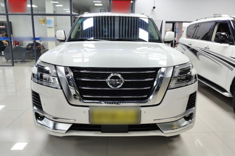 Used Nissan Patrol  Exterior 1
