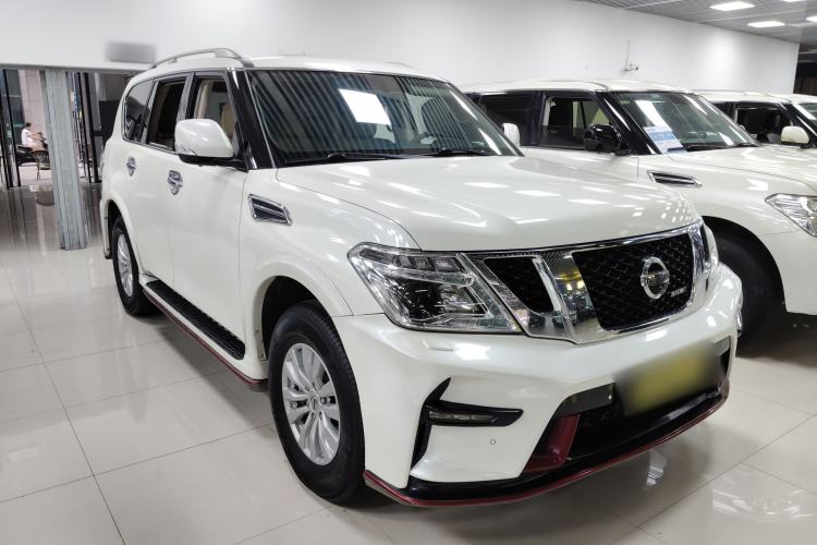 Used Nissan Patrol  Exterior 2