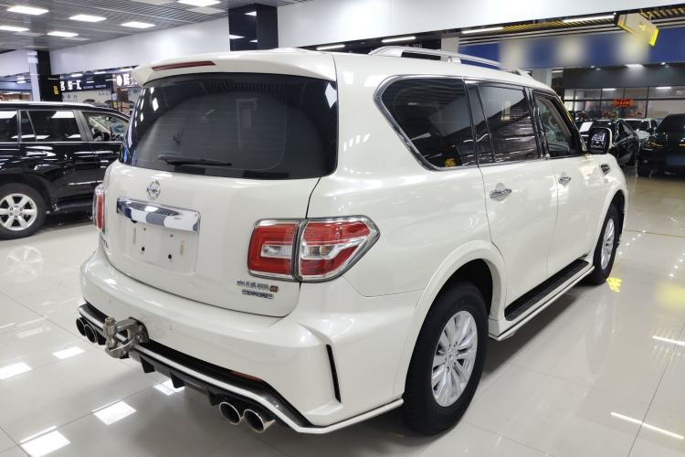 Used Nissan Patrol  Exterior 3