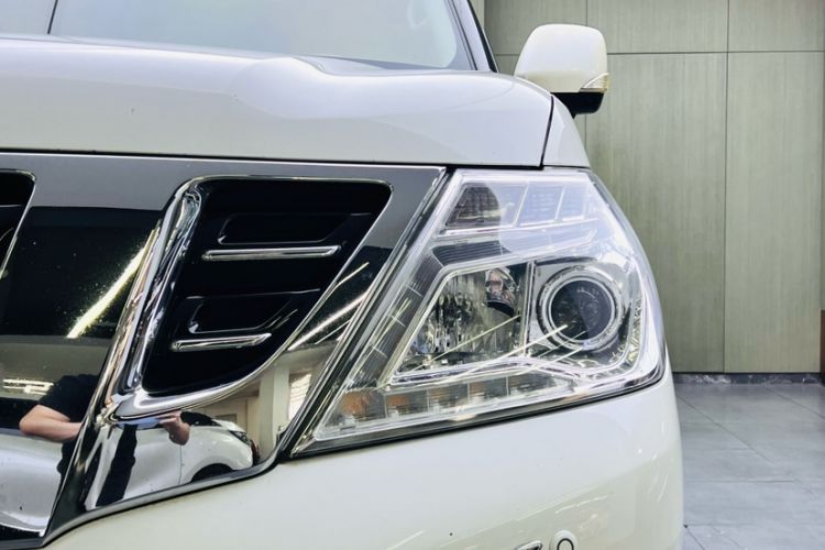 Used Nissan Patrol  Exterior 4