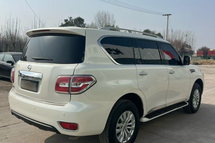 Used Nissan Patrol  Exterior 4