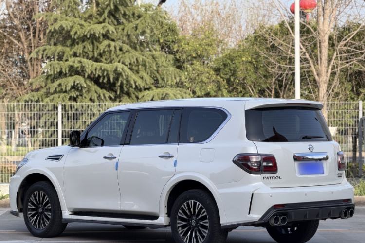 Used Nissan Patrol  Exterior 4