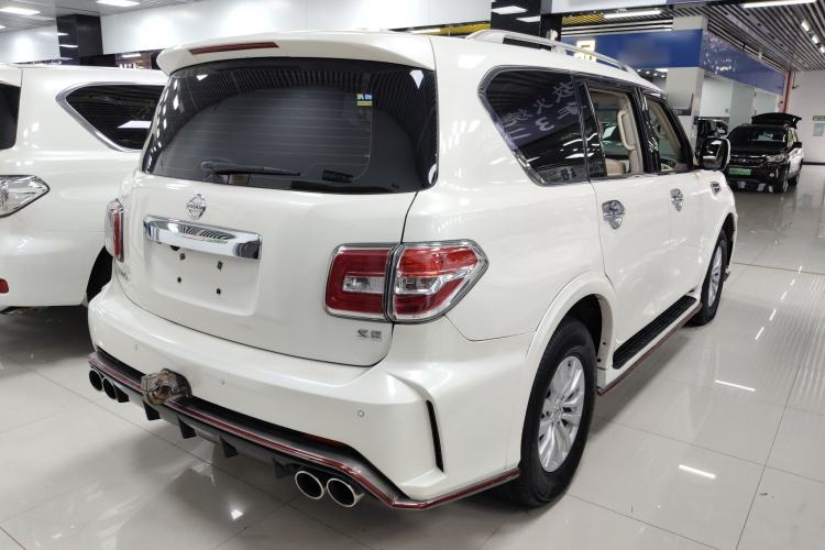 Used Nissan Patrol  Exterior 4