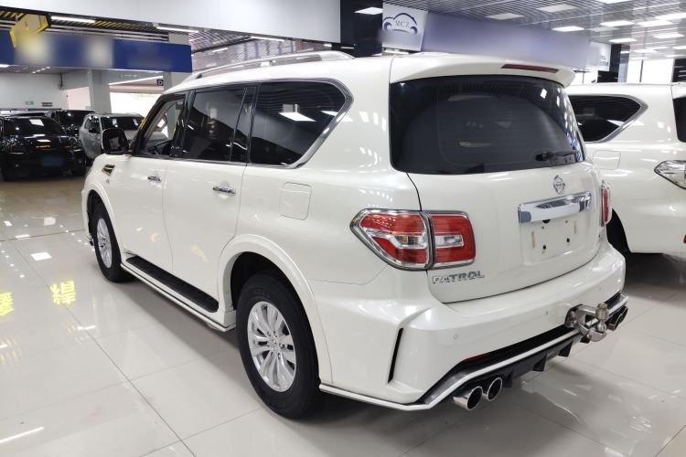 Used Nissan Patrol  Exterior 4