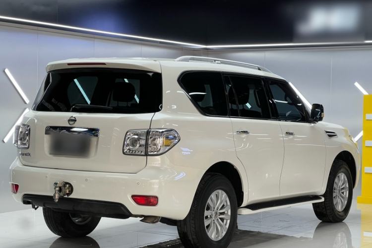 Used Nissan Patrol  Exterior 5