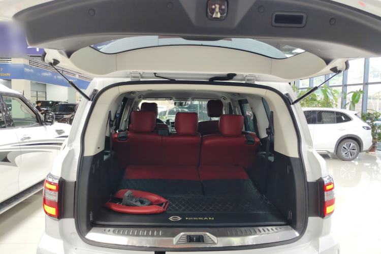 Used Nissan Patrol  Exterior 5