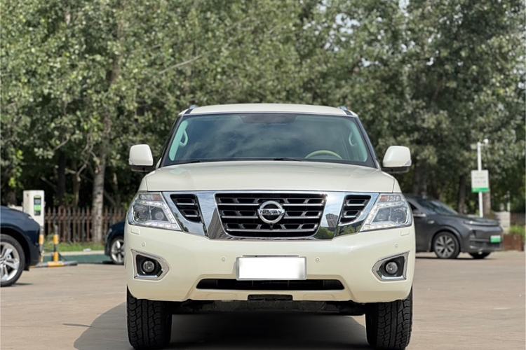 Used Nissan Patrol  Exterior 5