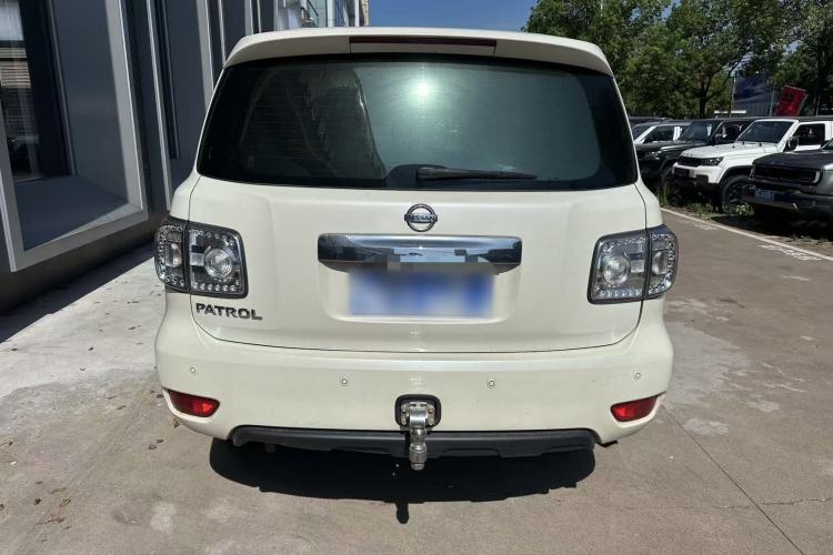 Used Nissan Patrol  Exterior 5