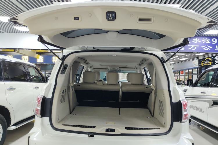 Used Nissan Patrol  Exterior 5