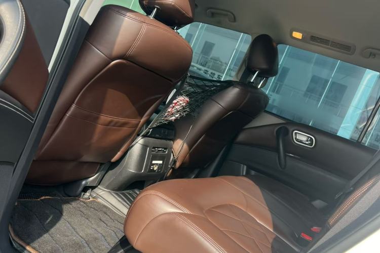 Used Nissan Patrol  Exterior 6