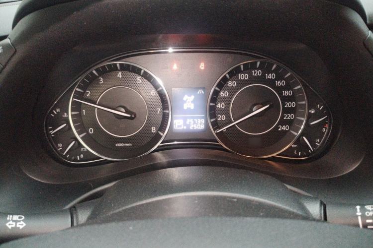 Used Nissan Patrol  Instrument Cluster