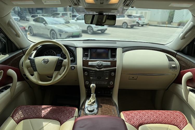 Used Nissan Patrol  Interior 1