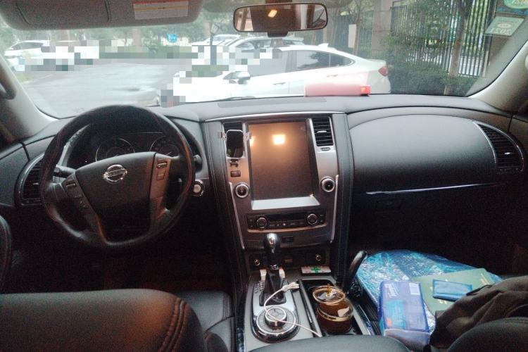Used Nissan Patrol  Interior 2
