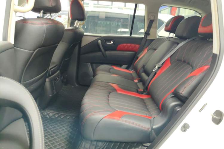 Used Nissan Patrol  Interior 2