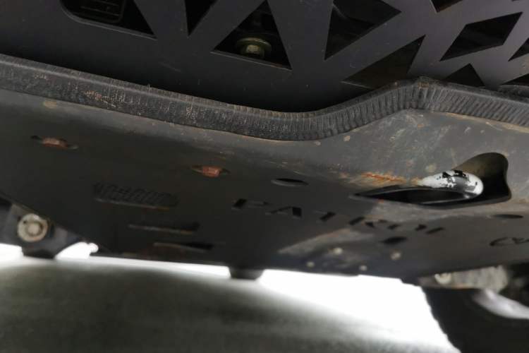 Used Nissan Patrol 2012 5.6L V8 Flagship Edition Chassis Front