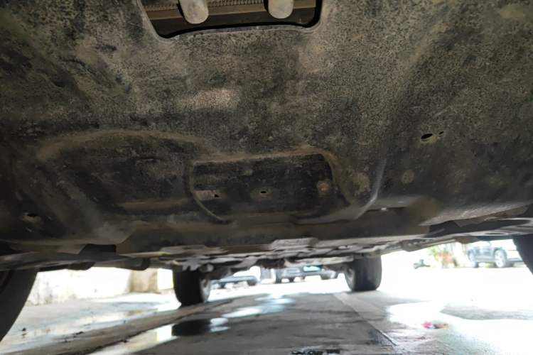 Used Nissan Patrol 2012 5.6L V8 Flagship Edition Chassis Front