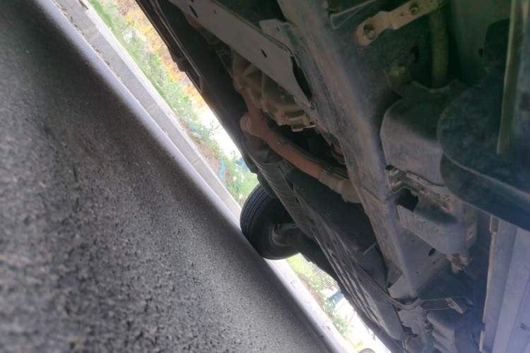 Used Nissan Patrol 2014 5.6L LE Chassis Front Left