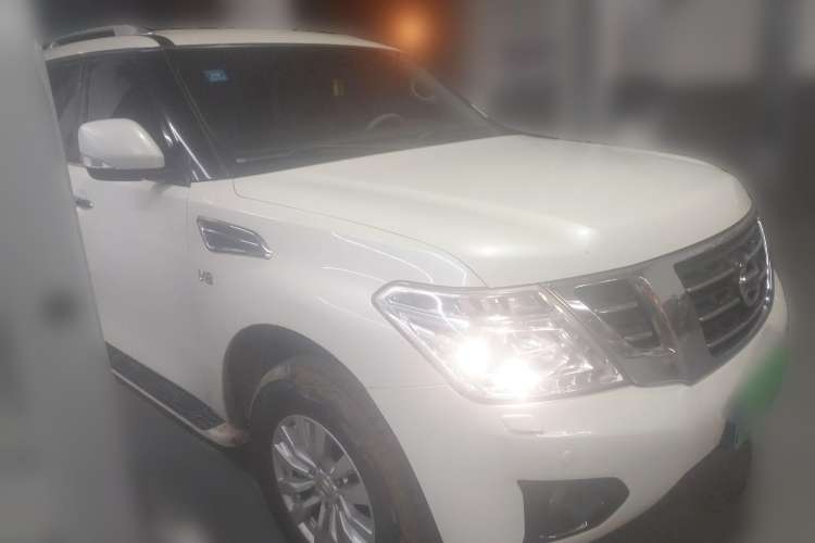 Used Nissan Patrol 2014 5.6L LE Front Right 45 Deg