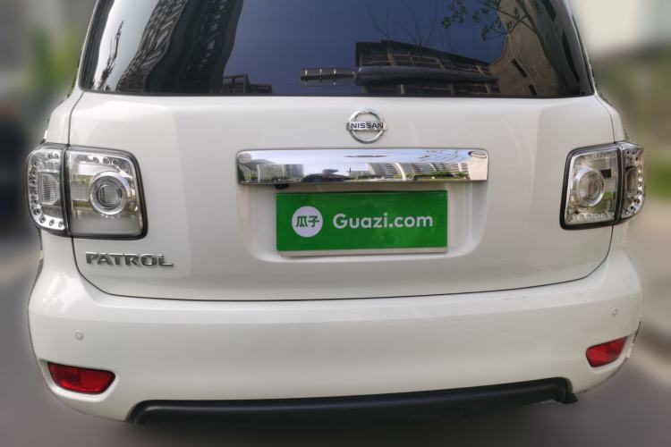 Used Nissan Patrol 2014 5.6L LE Rear