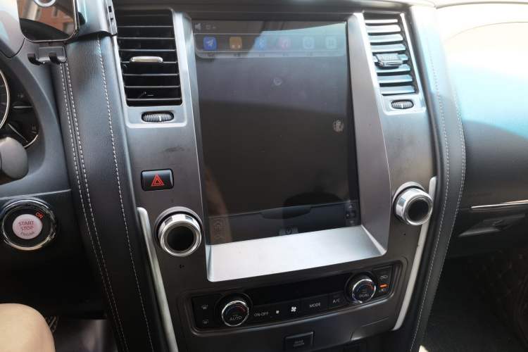 Used Nissan Patrol  Audio And AC Panel