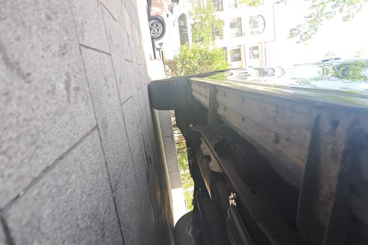 Used Nissan Patrol  Chassis Front Right