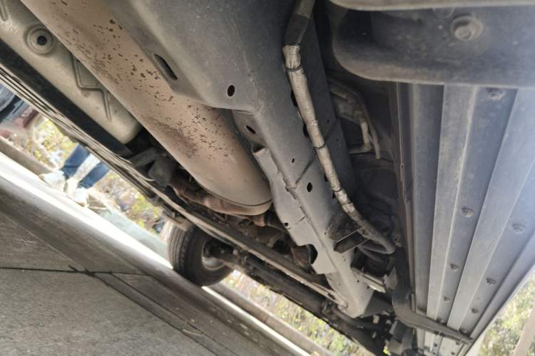 Used Nissan Patrol 2016 5.6L Standard Edition Chassis Rear Right