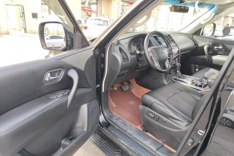 Used Nissan Patrol  Driver Seat