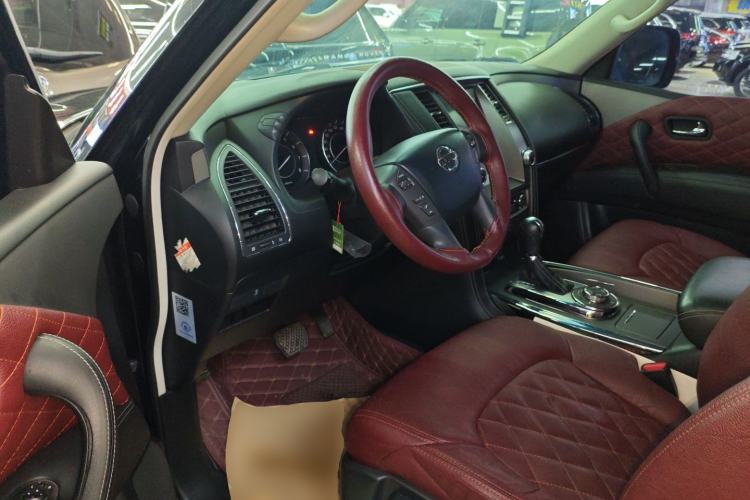 Used Nissan Patrol 2016 Y62 4.0L LE Middle East Edition Driver Seat