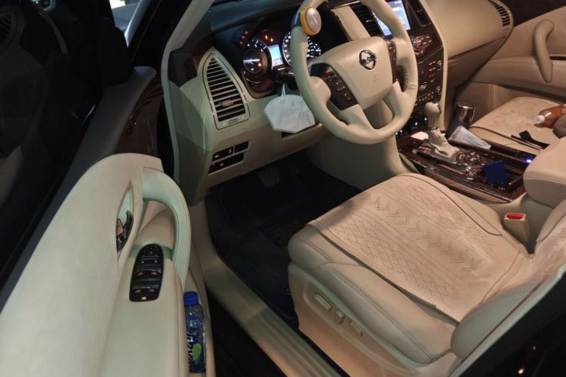 Used Nissan Patrol 2016 Y62 4.0L LE Middle East Edition Driver Seat