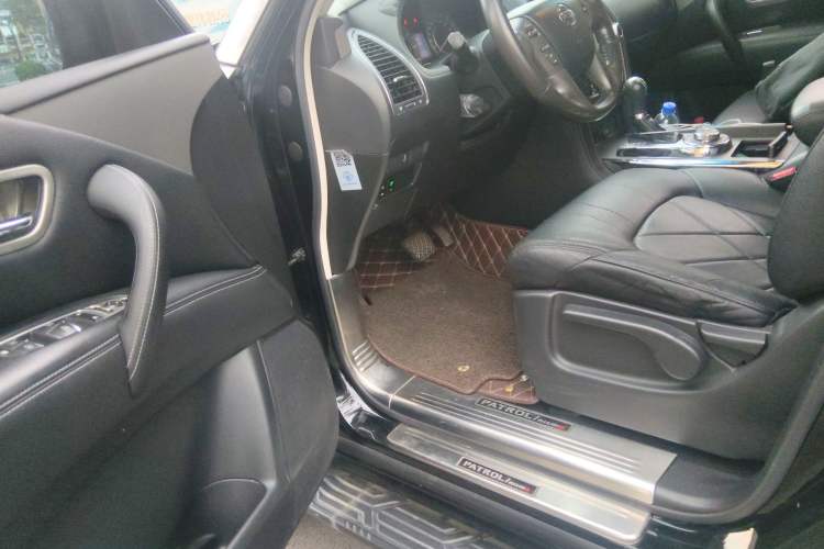 Used Nissan Patrol  Driver Seat