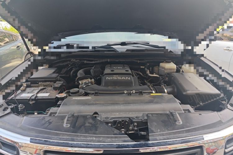Used Nissan Patrol  Engine Bay