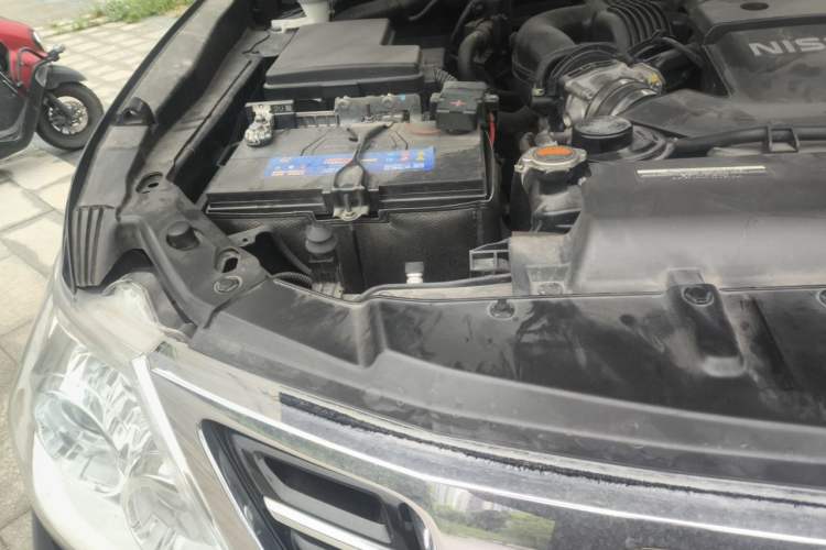 Used Nissan Patrol  Engine Bay Right