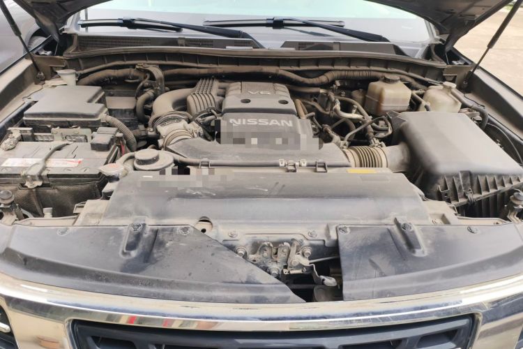 Used Nissan Patrol  Engine Bay