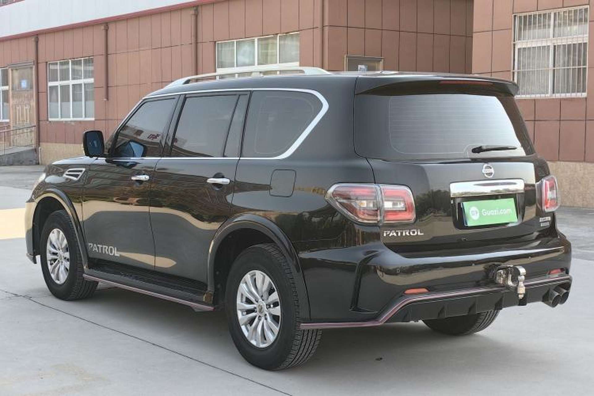 Used Nissan Patrol 2016 Y62 4.0L LE Middle East Edition Exterior 3