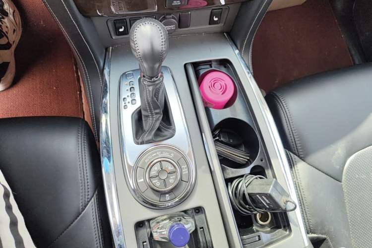 Used Nissan Patrol  Gear Lever
