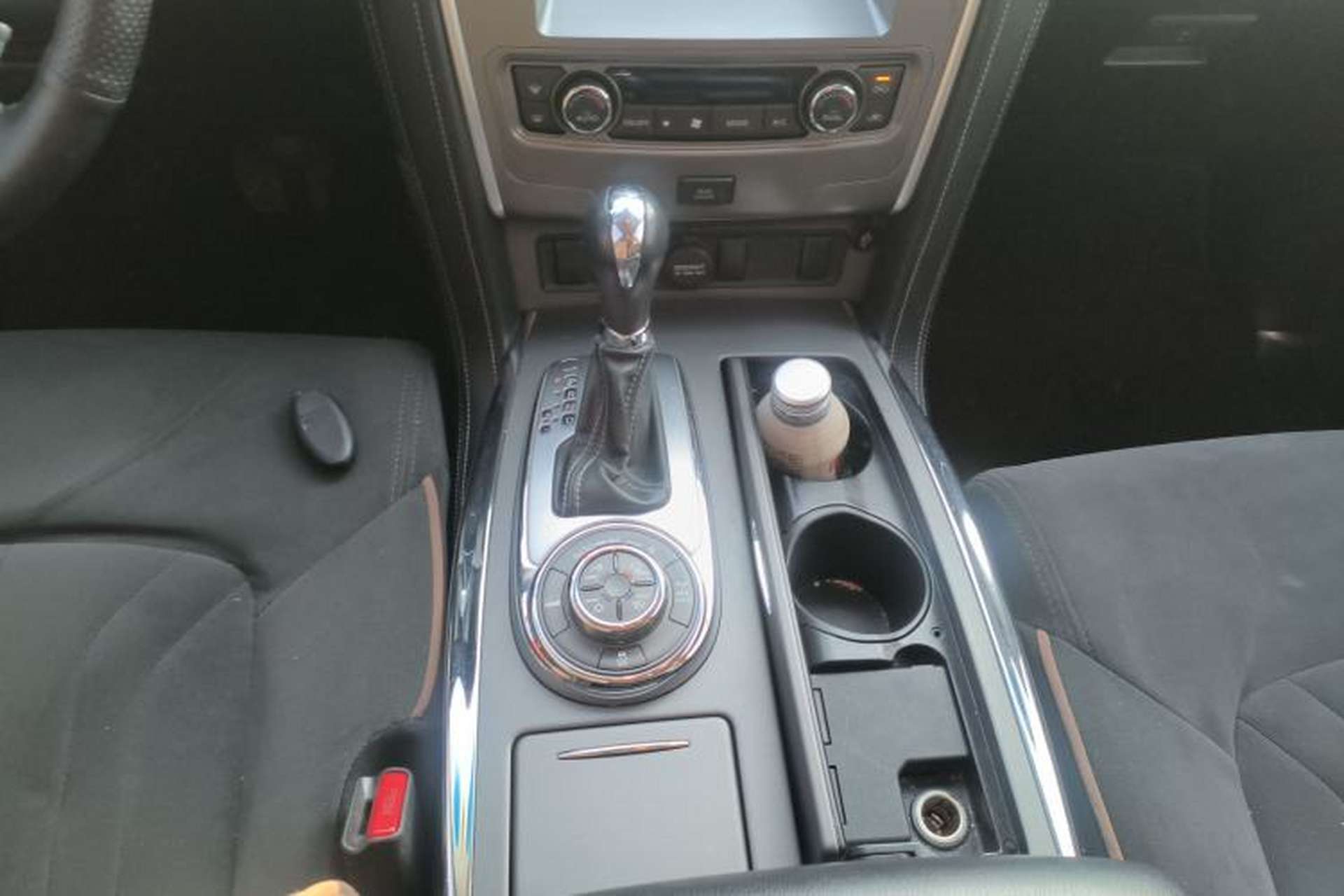 Used Nissan Patrol 2016 Y62 4.0L LE Middle East Edition Gear Lever