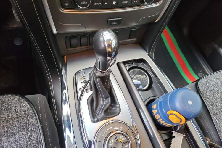 Used Nissan Patrol  Gear Lever