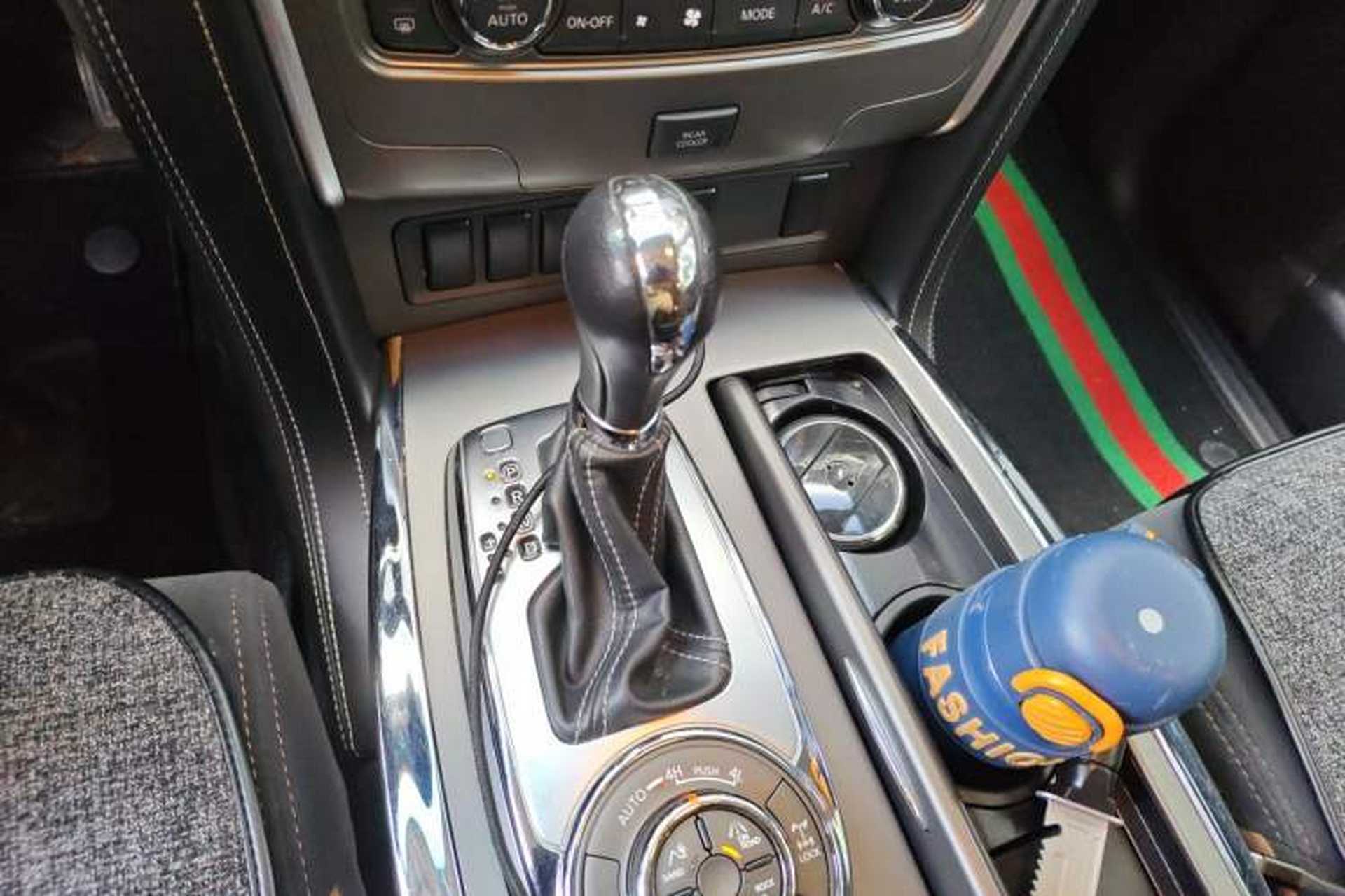 Used Nissan Patrol  Gear Lever