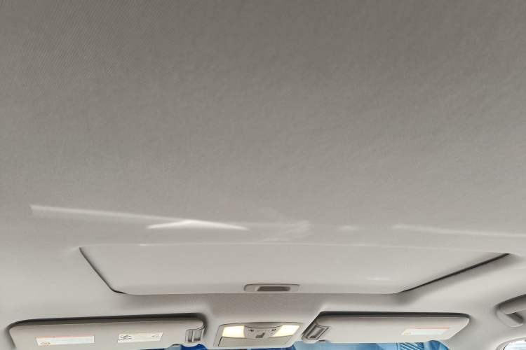 Used Nissan Patrol 2016 5.6L Standard Edition Headliner