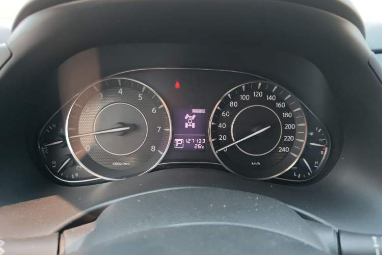 Used Nissan Patrol 2016 Y62 4.0L LE Middle East Edition Instrument Cluster