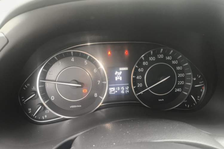 Used Nissan Patrol  Instrument Cluster