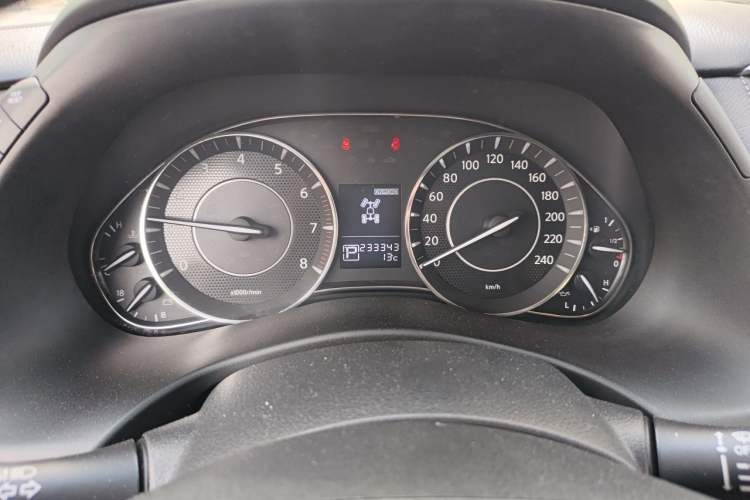 Used Nissan Patrol  Instrument Cluster