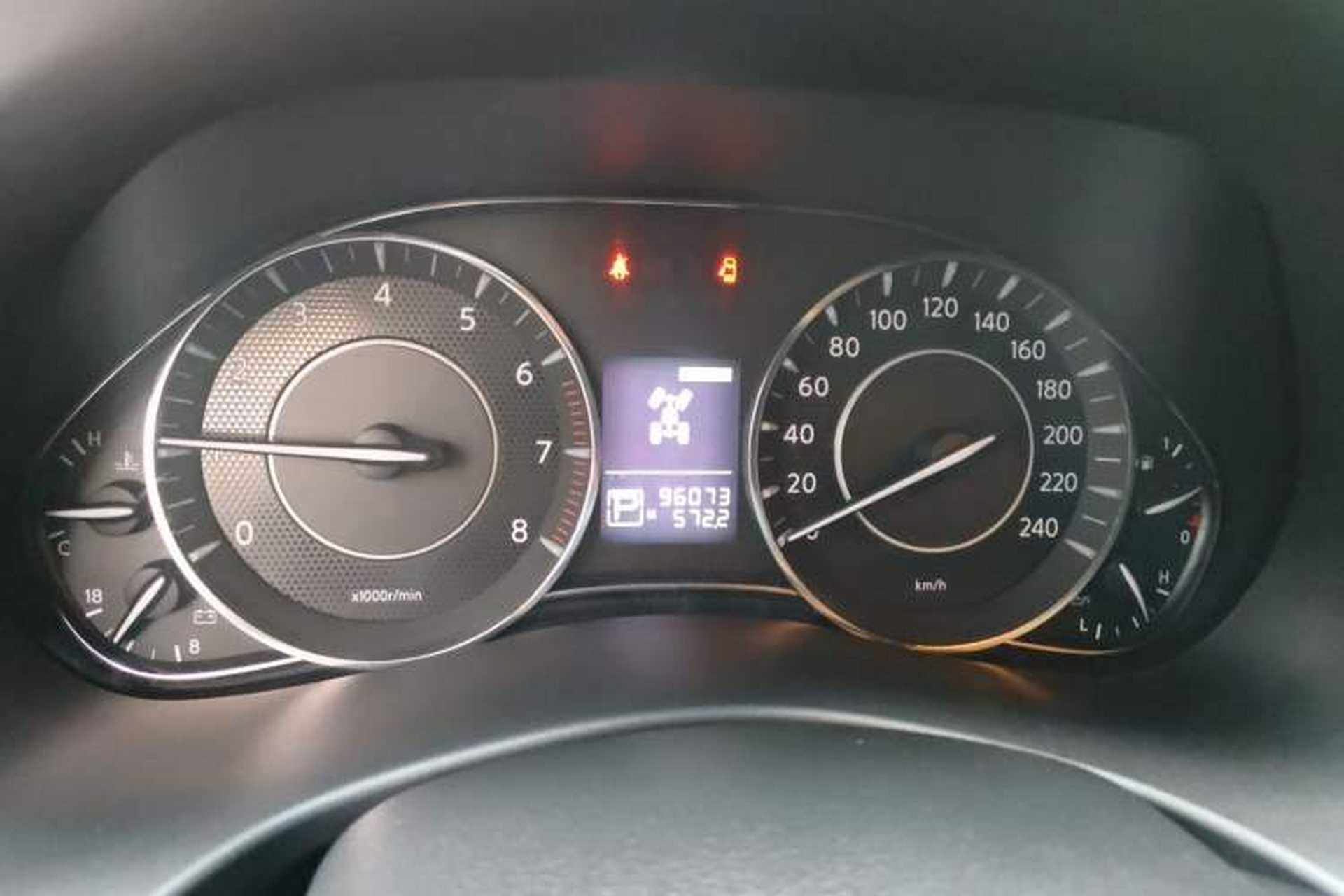 Used Nissan Patrol  Instrument Cluster