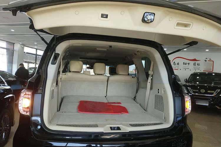 Used Nissan Patrol 2016 5.6L Standard Edition Trunk