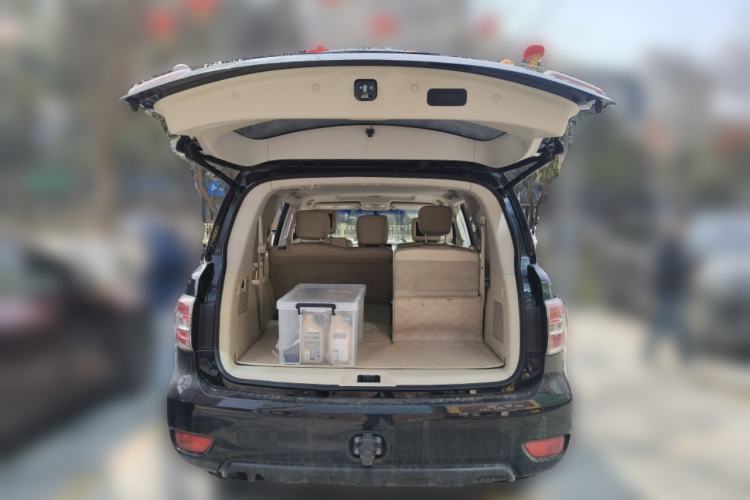 Used Nissan Patrol 2016 5.6L Standard Edition Trunk