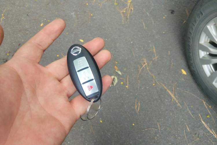 Used Nissan Patrol  Vehicle Key