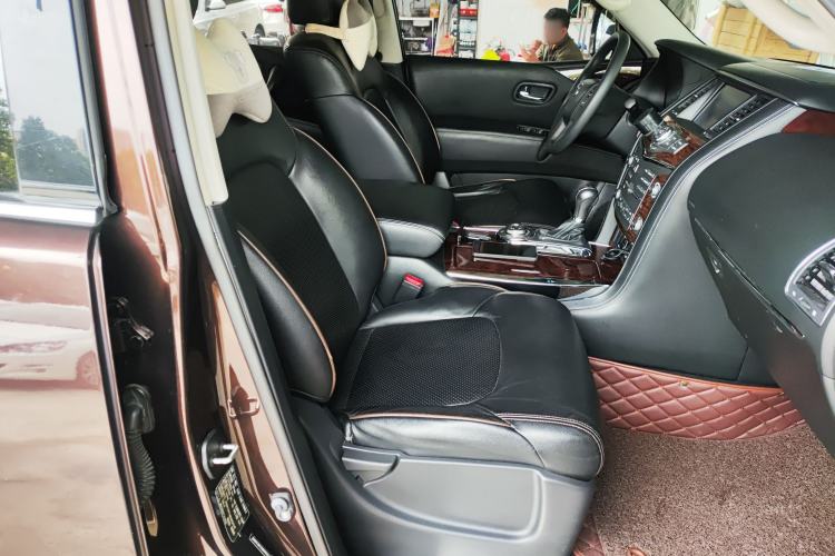Used Nissan Patrol 2016 Y62 4.0L LE Middle East Edition Right Front Seat